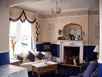 Bertram Lodge Сэнддаун Экстерьер фото